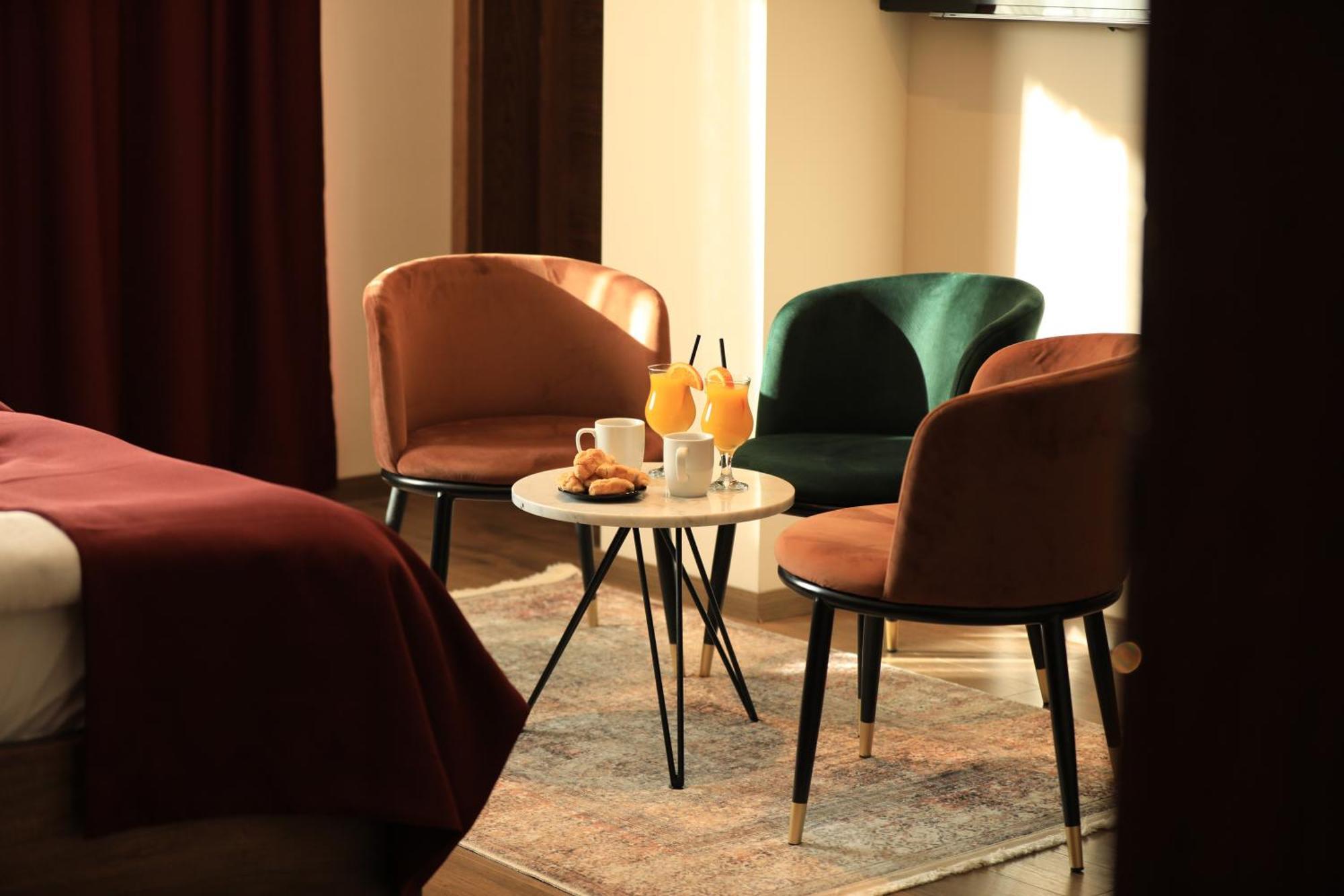Monarch Hotel Πρίζρεν Εξωτερικό φωτογραφία