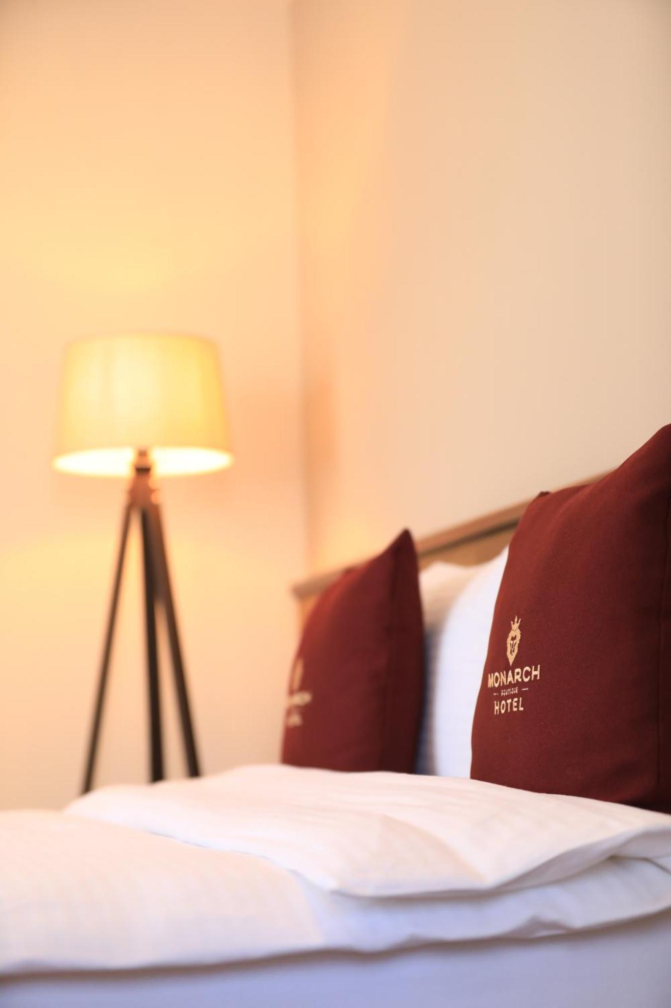 Monarch Hotel Πρίζρεν Εξωτερικό φωτογραφία