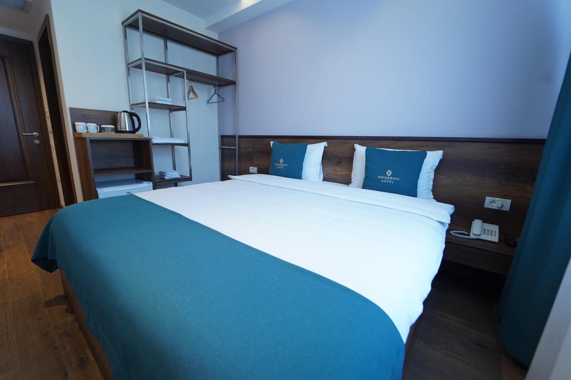 Monarch Hotel Πρίζρεν Εξωτερικό φωτογραφία